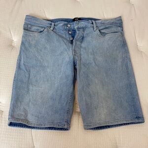 Men H&M Jeans Shorts Size 34